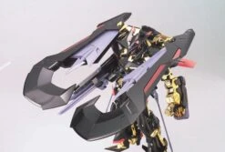 BANDAI GUN38870 GUNPLA 1/100 ASTRAY GOLD AMATSU MINA GUNDAM -Modèles Figurines Boutique 1 100 mbf p01 re2 gundam astray gold frame amatsu 05