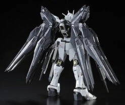 BANDAI RG 1/144 Strike Freedom Gundam Deactive Mode -Modèles Figurines Boutique pb rg strike freedom deactive mode 2