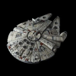 BANDAI SW63298 PG MILLENNIUM FALCON MOD KIT 1/72 Boite Abimée -Modèles Figurines Boutique pg falcon 3