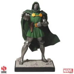 SEMIC STATUE SEMIC STATUE Marvel Comics Statuette Legacy Collection Dr. Doom 26 Cm